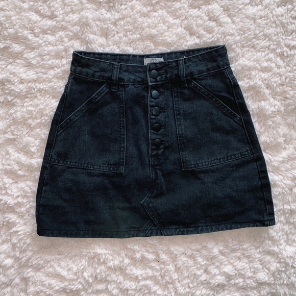Denim skirt size 2 - Picture 2 of 3